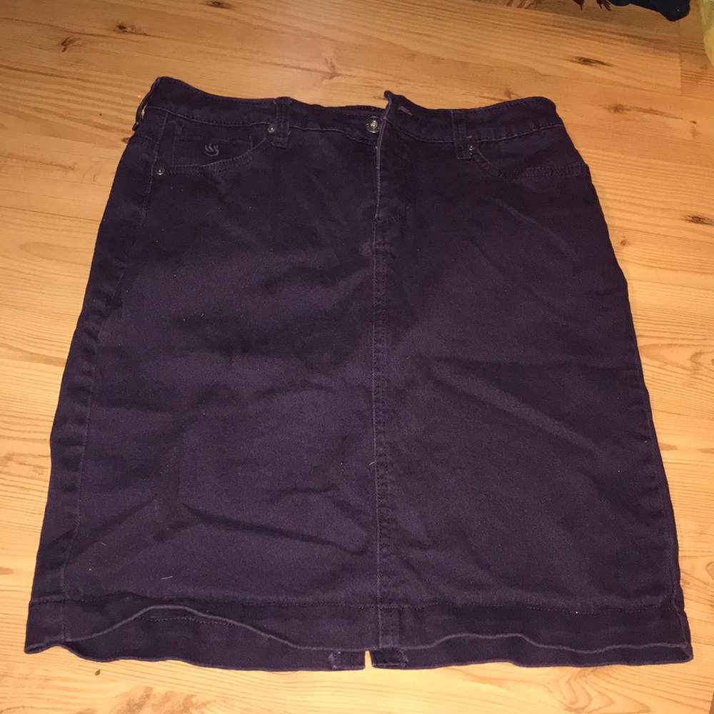 Gloria Vanderbilt Amanda skirt Plum